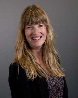 Breanne Schuster Headshot