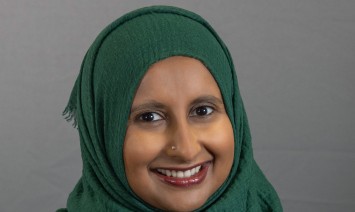 Nadia Mozaffar Headshot
